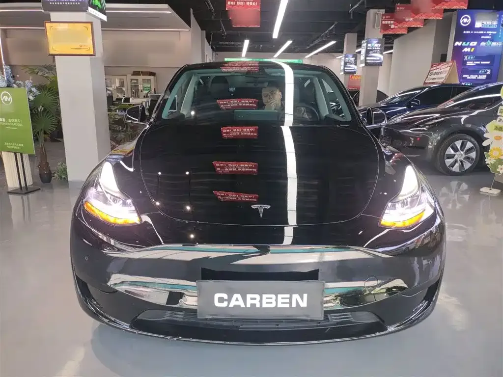 Tesla Model Y 2023 из CN, фото 3