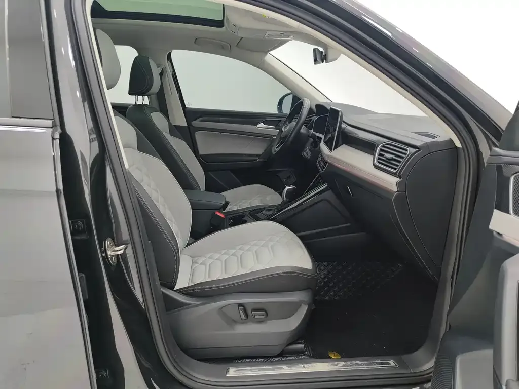 Volkswagen Tayron 2023 из CN, фото 10