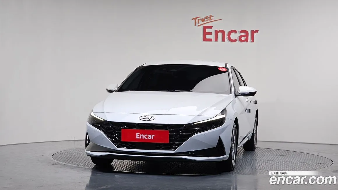 Hyundai AVANTE — фото 3