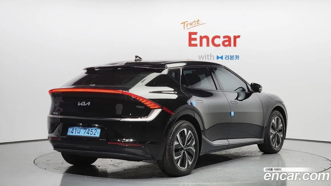 Kia EV6 2023 из KR, фото 2