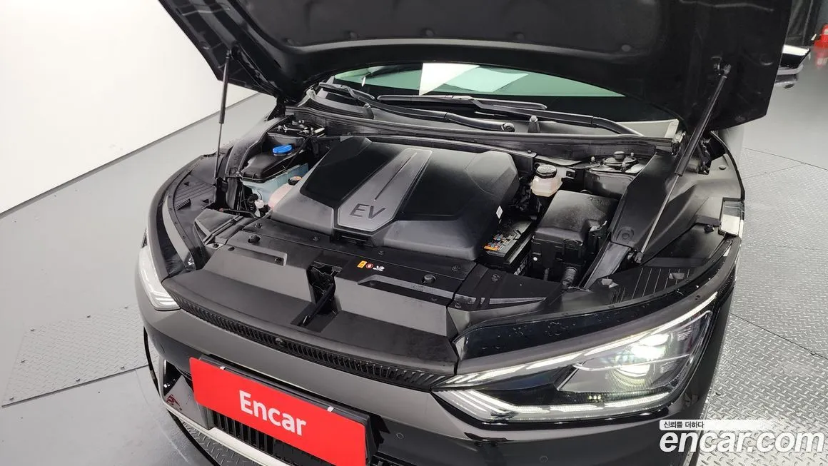 Kia EV6 2023 из KR, фото 6