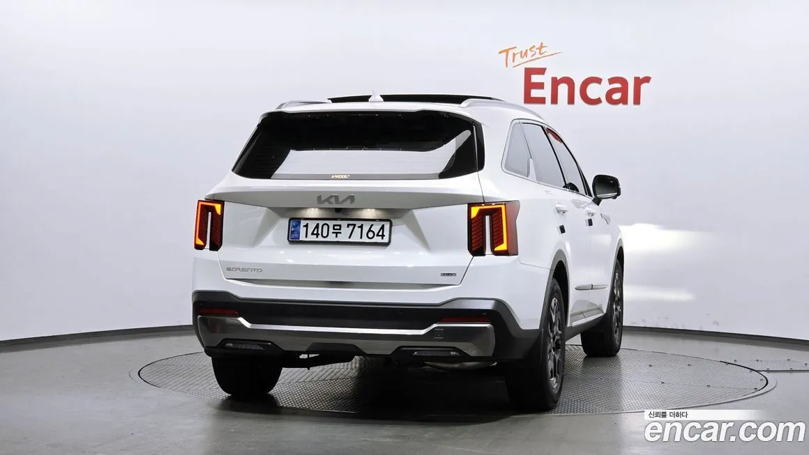 Kia Sorento — фото 4
