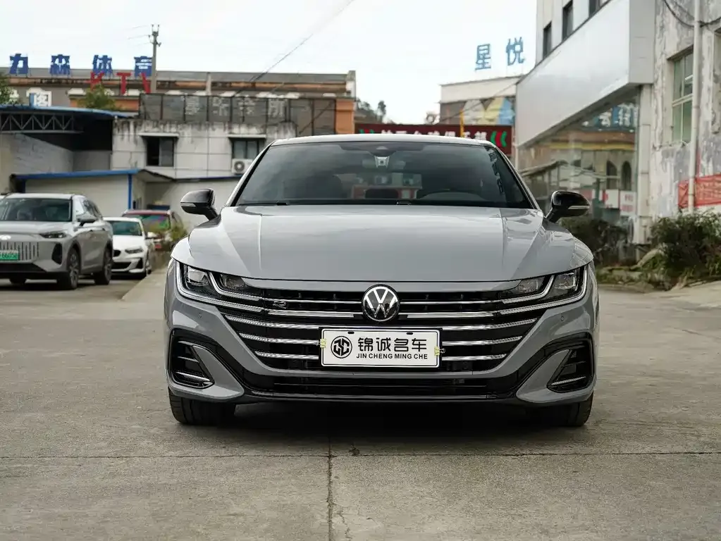 Volkswagen CC 2024 из CN, фото 2
