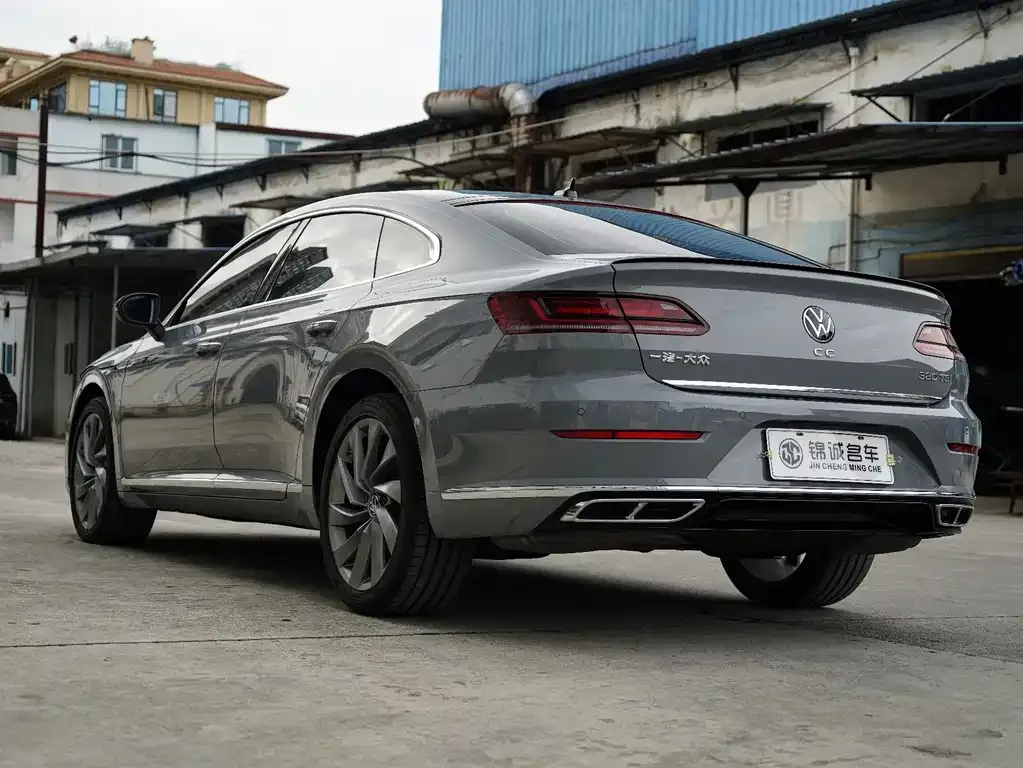 Volkswagen CC 2024 из CN, фото 9