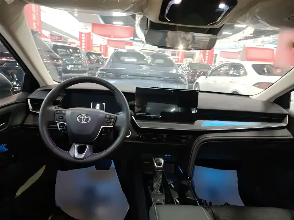 Toyota Camry 2025 из CN, фото 10