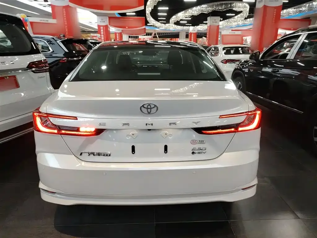 Toyota Camry 2025 из CN, фото 6