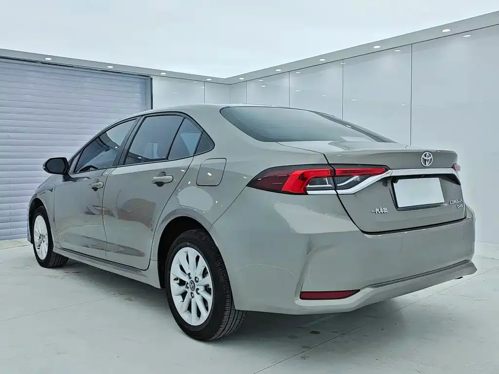 Toyota Corolla 2021 из CN, фото 6