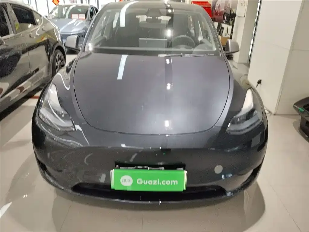 Tesla Model Y 2024 из CN, фото 3