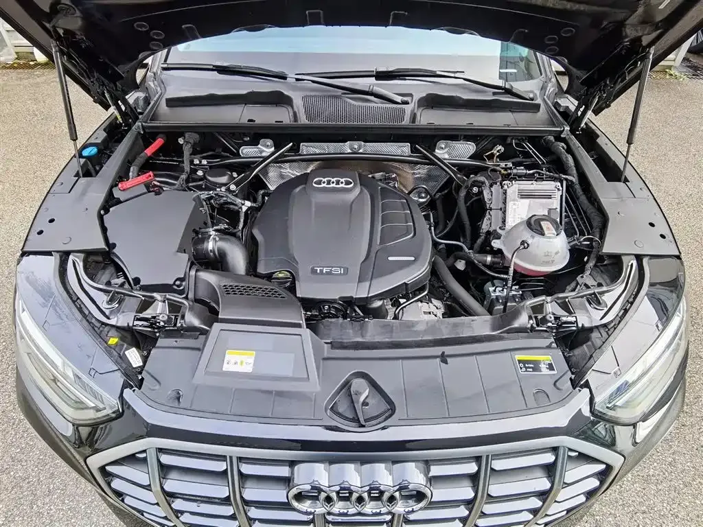 Audi Q5L 2021 из CN, фото 8