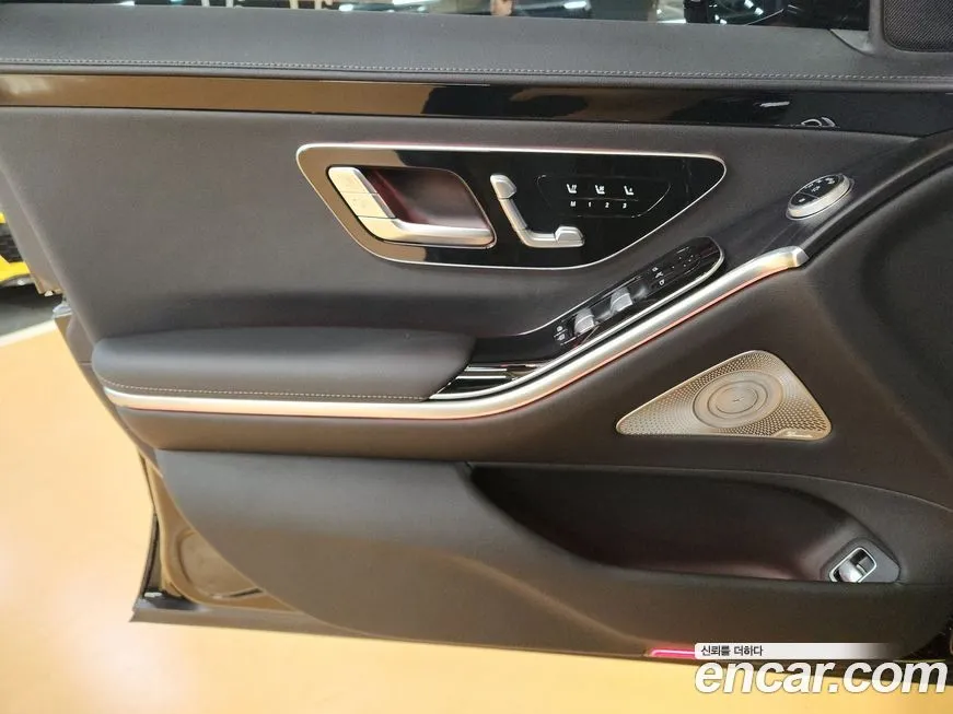 Mercedes-Benz S-Class 2025 из KR, фото 9