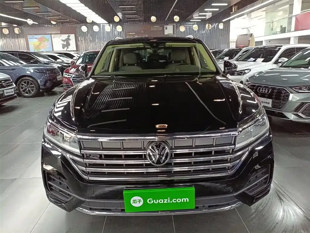 Volkswagen Touareg — фото 3