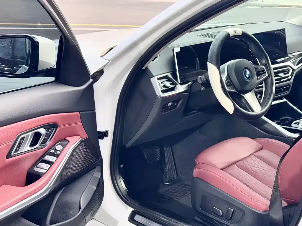 BMW i3 2024 из CN, фото 9