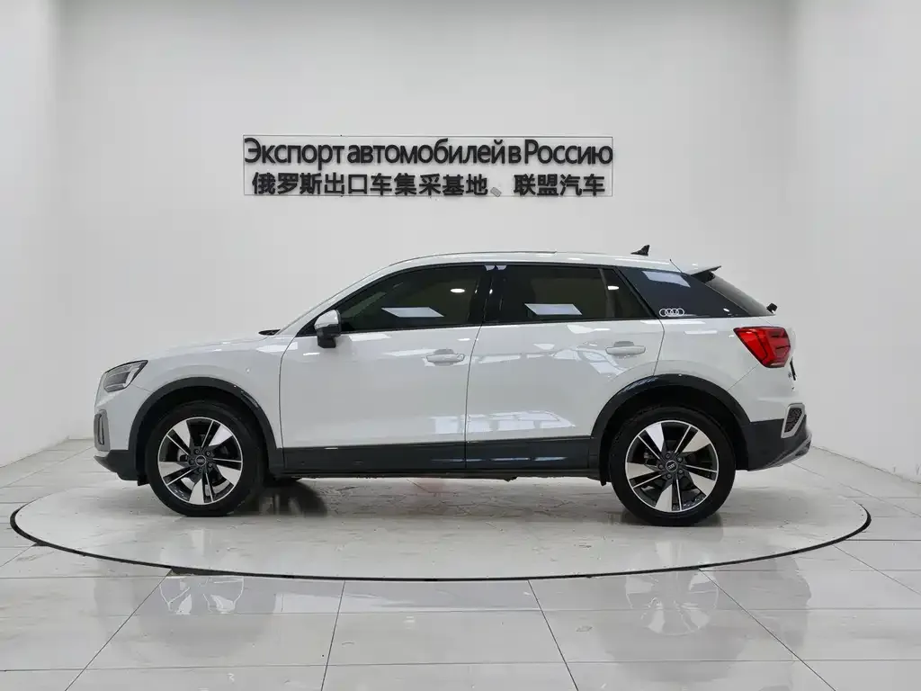 Audi Q2L 2022 из CN, фото 6