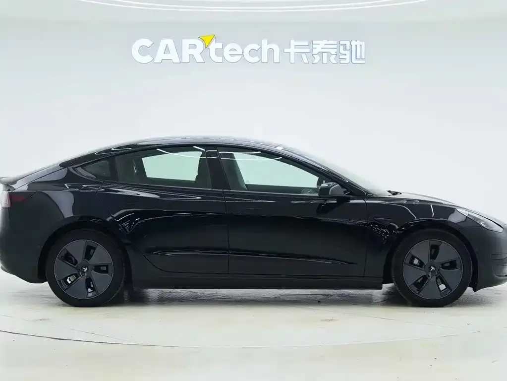 Tesla Model 3 2023 из CN, фото 4