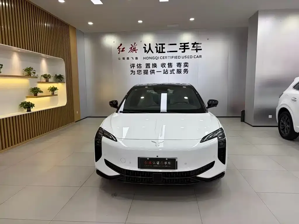 Hongqi EH7 2025 из CN, фото 2