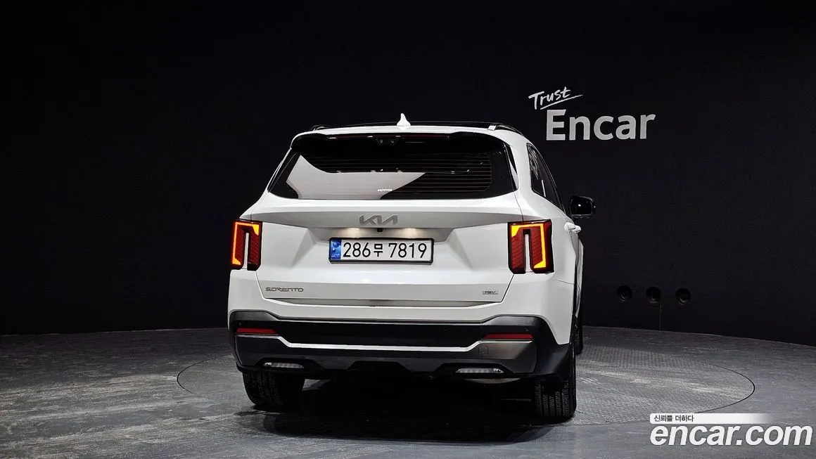 Kia Sorento — фото 4