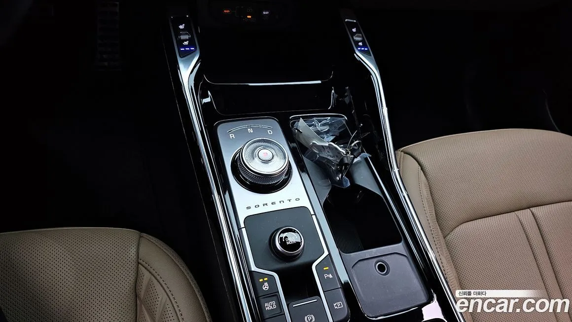 Kia Sorento — фото 9