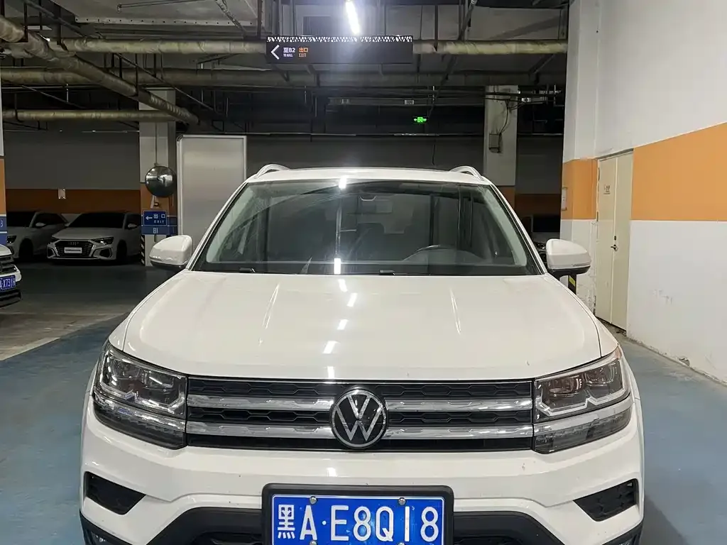 Volkswagen Tharu — фото 2
