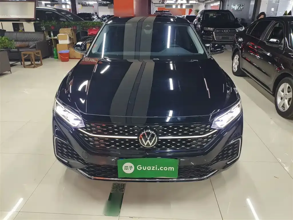 Volkswagen Passat 2022 из CN, фото 3