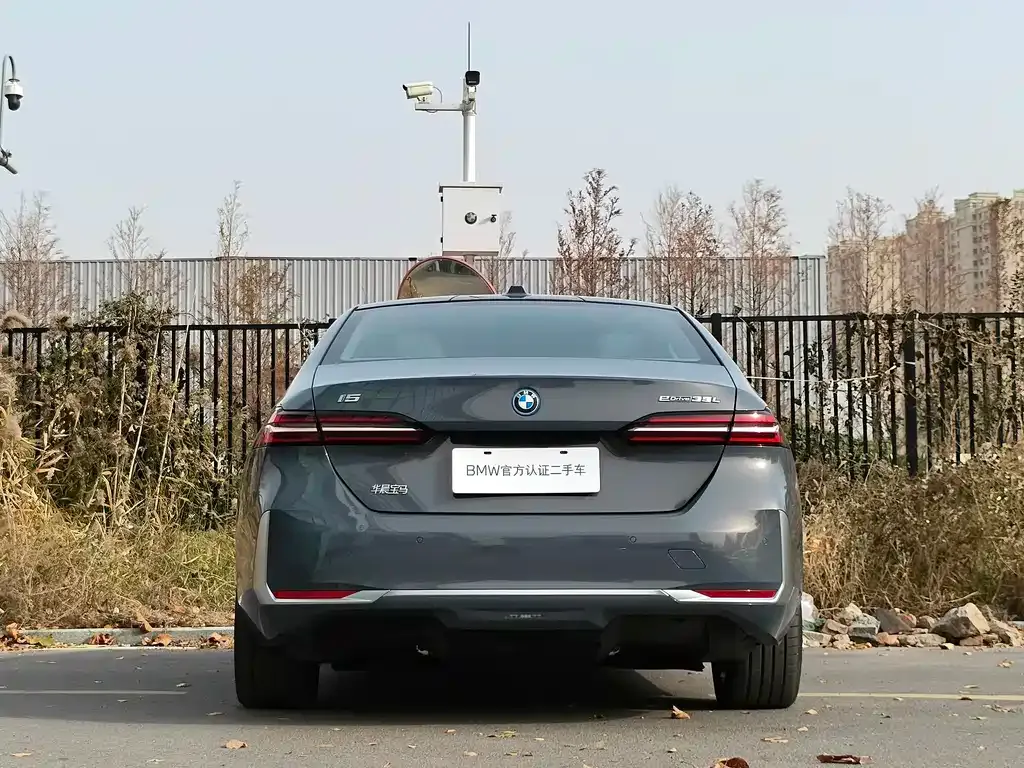 BMW i5 2024 из CN, фото 7