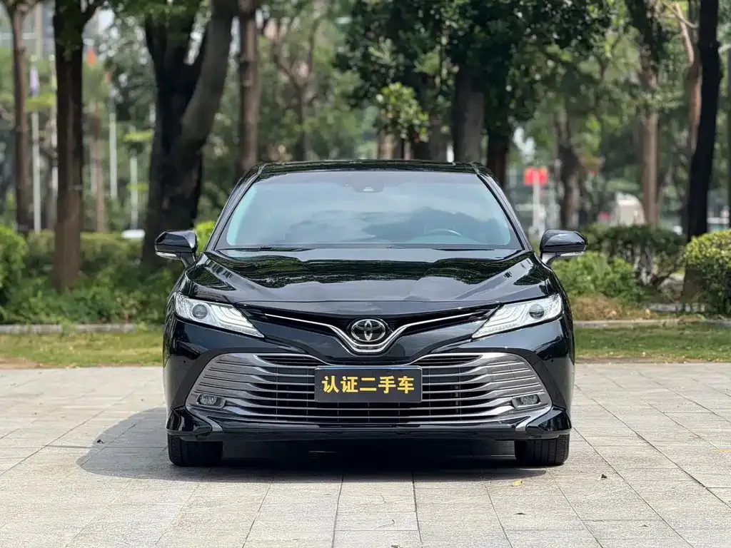 Toyota Camry 2021 из CN, фото 2
