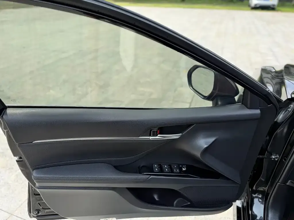 Toyota Camry 2021 из CN, фото 4