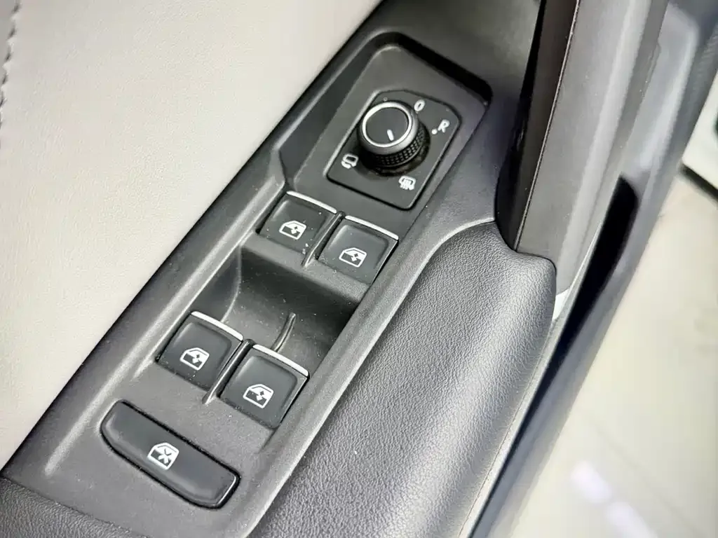 Volkswagen Tayron 2022 из CN, фото 10