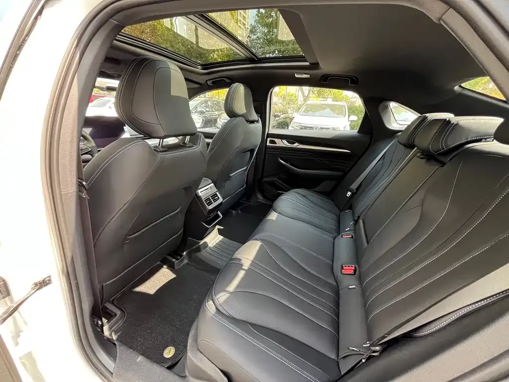 Geely Xingrui 2025 из CN, фото 6