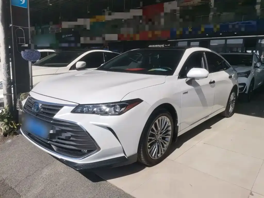 Toyota Avalon 2022 из CN, фото 2