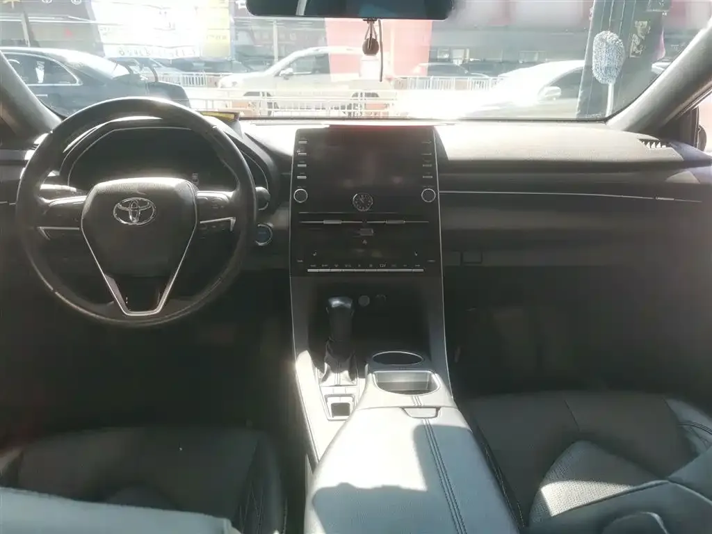 Toyota Avalon 2022 из CN, фото 9