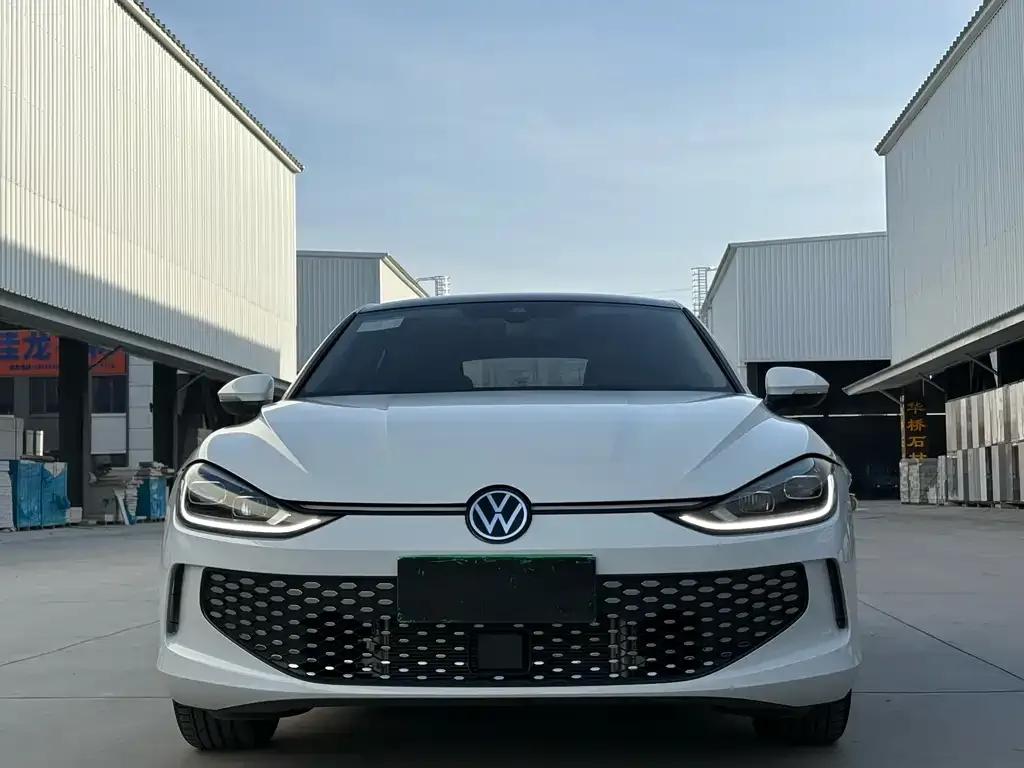 Volkswagen Lamando 2024 из CN, фото 2