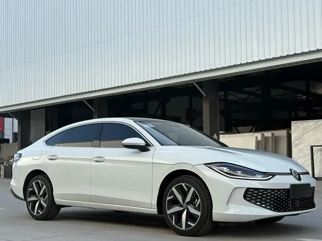 Volkswagen Lamando 2024 из CN, фото 3