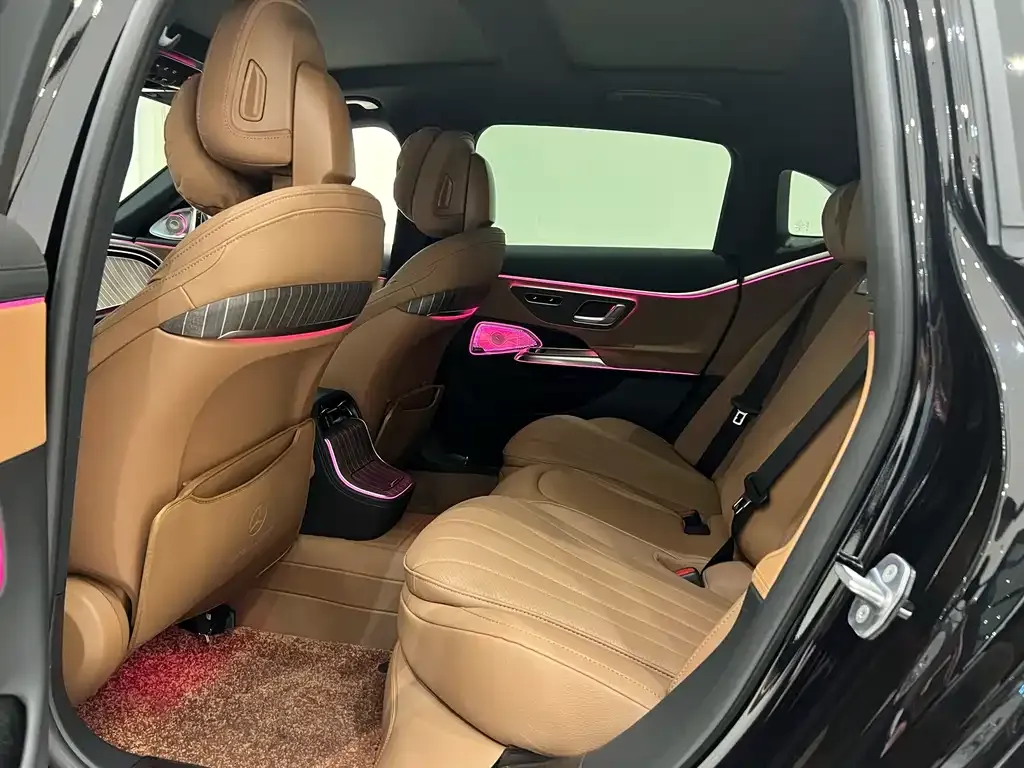 Mercedes-Benz E-Class 2025 из CN, фото 7
