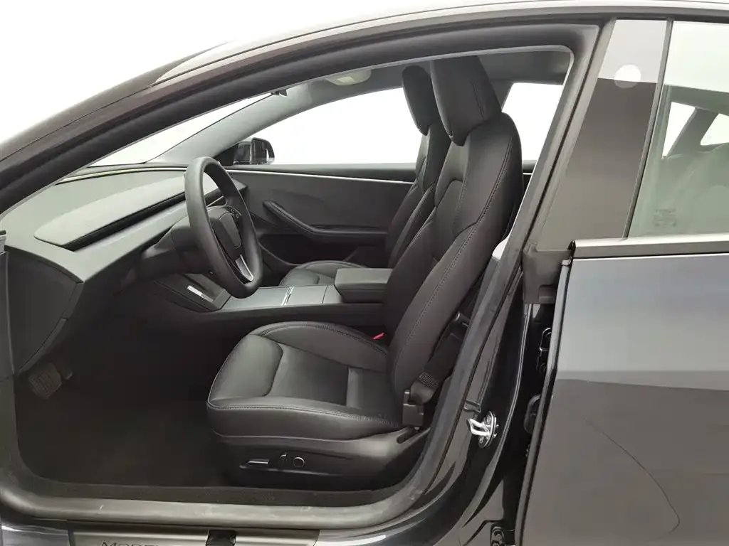 Tesla Model 3 2024 из CN, фото 10