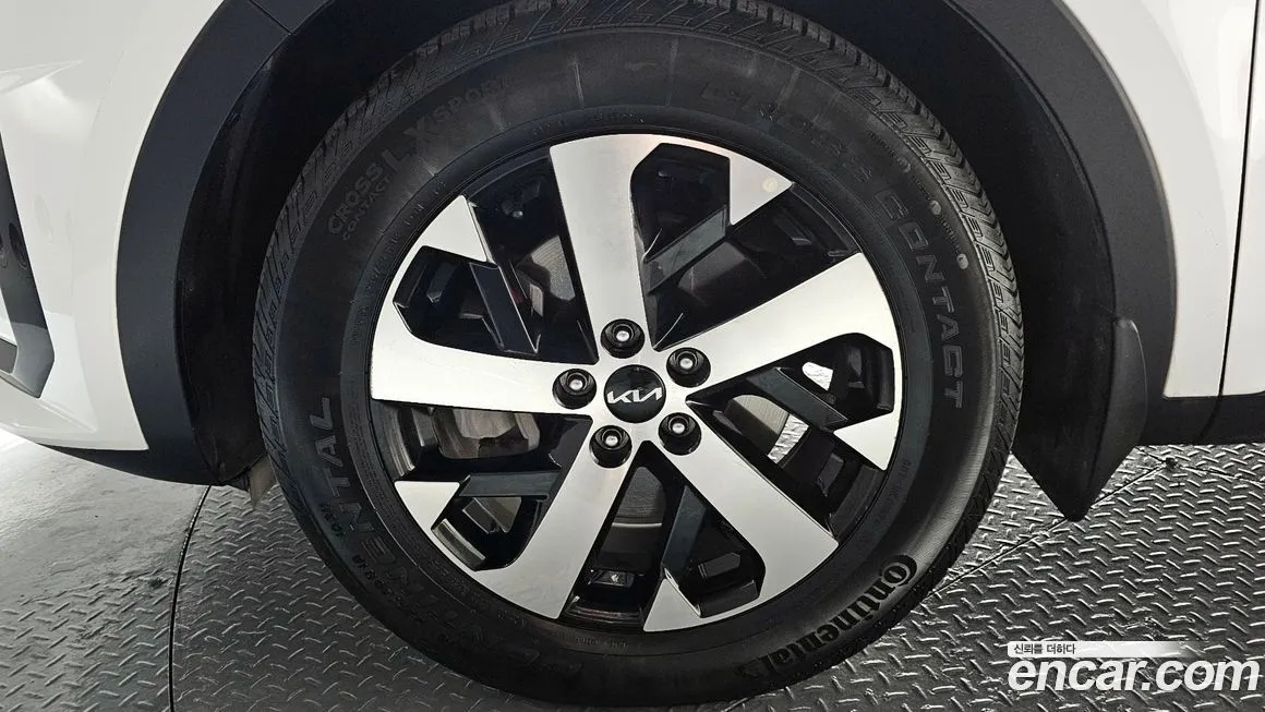 Kia Sorento — фото 5