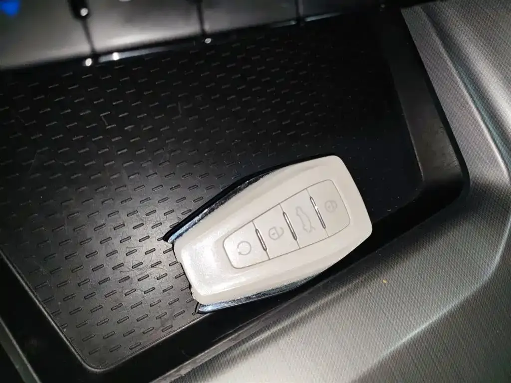 Geely Xingrui — фото 9