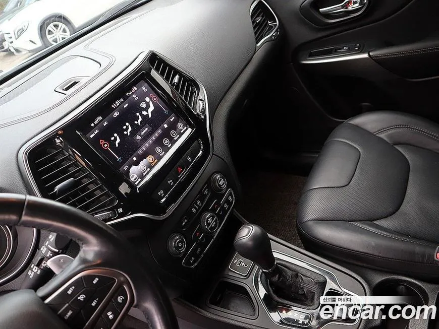 Jeep Cherokee 2021 из KR, фото 9