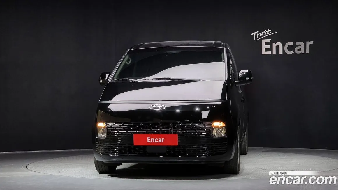 Hyundai Staria 2023 из KR, фото 3