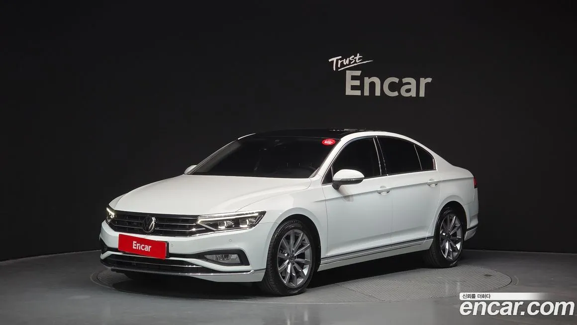 Volkswagen Passat — фото 1