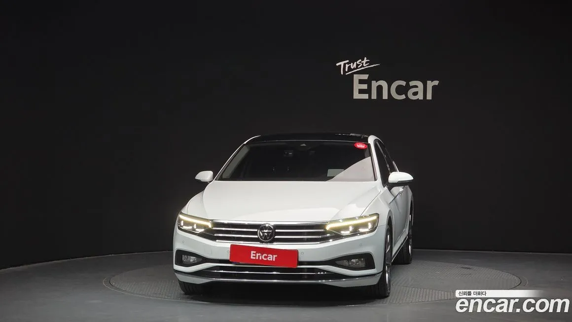 Volkswagen Passat — фото 3