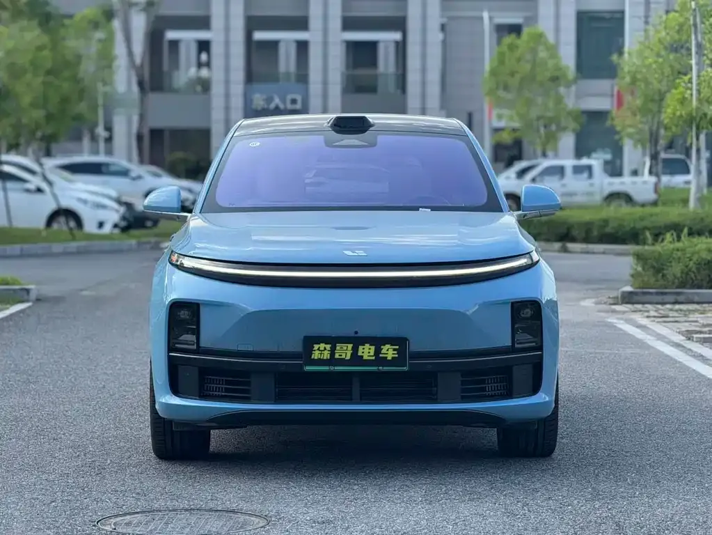 Li Auto L7 2024 из CN, фото 2