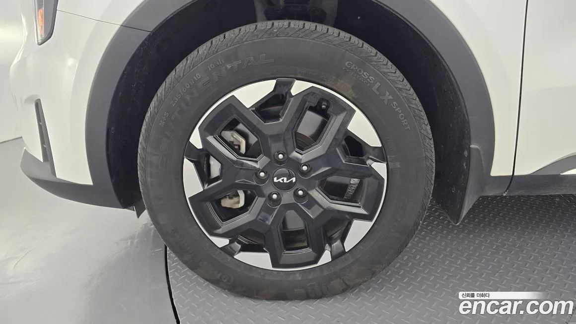 Kia Sorento — фото 5