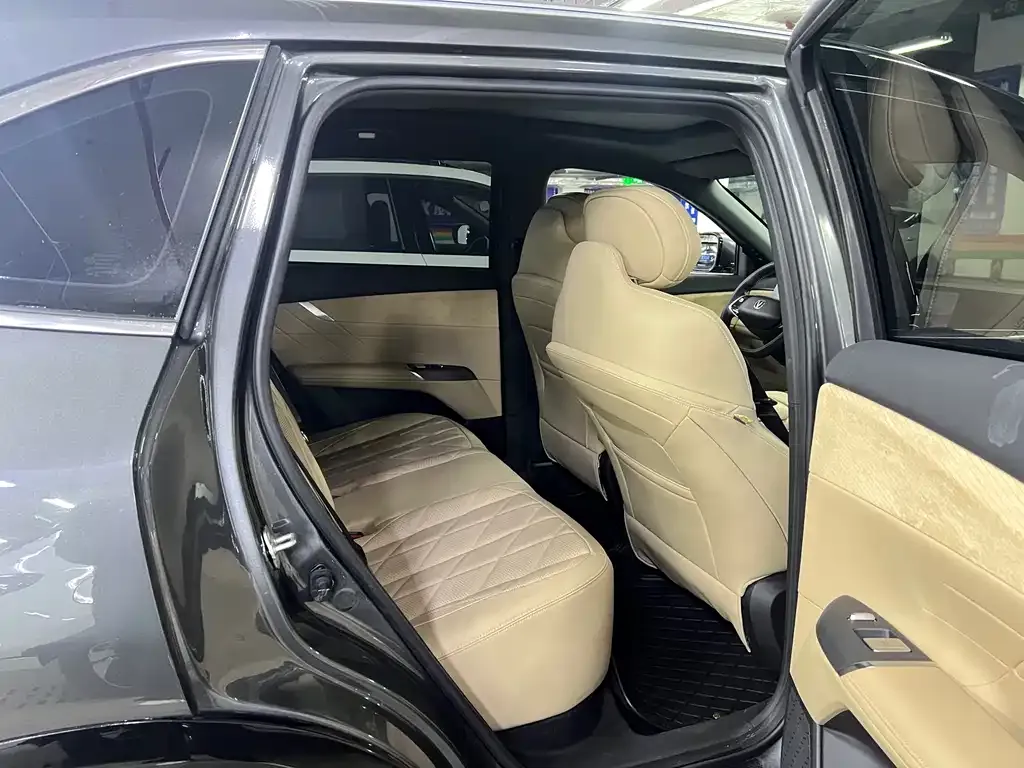 Changan CS75PLUS 2025 из CN, фото 8
