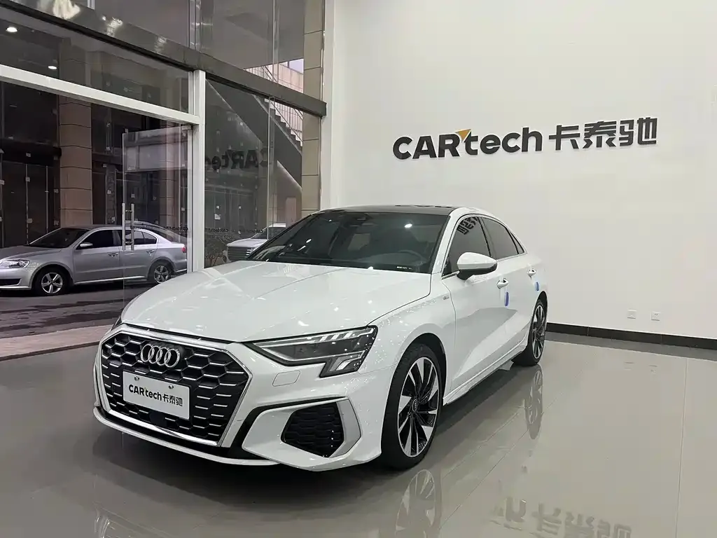 Audi A3 2022 из CN, фото 1