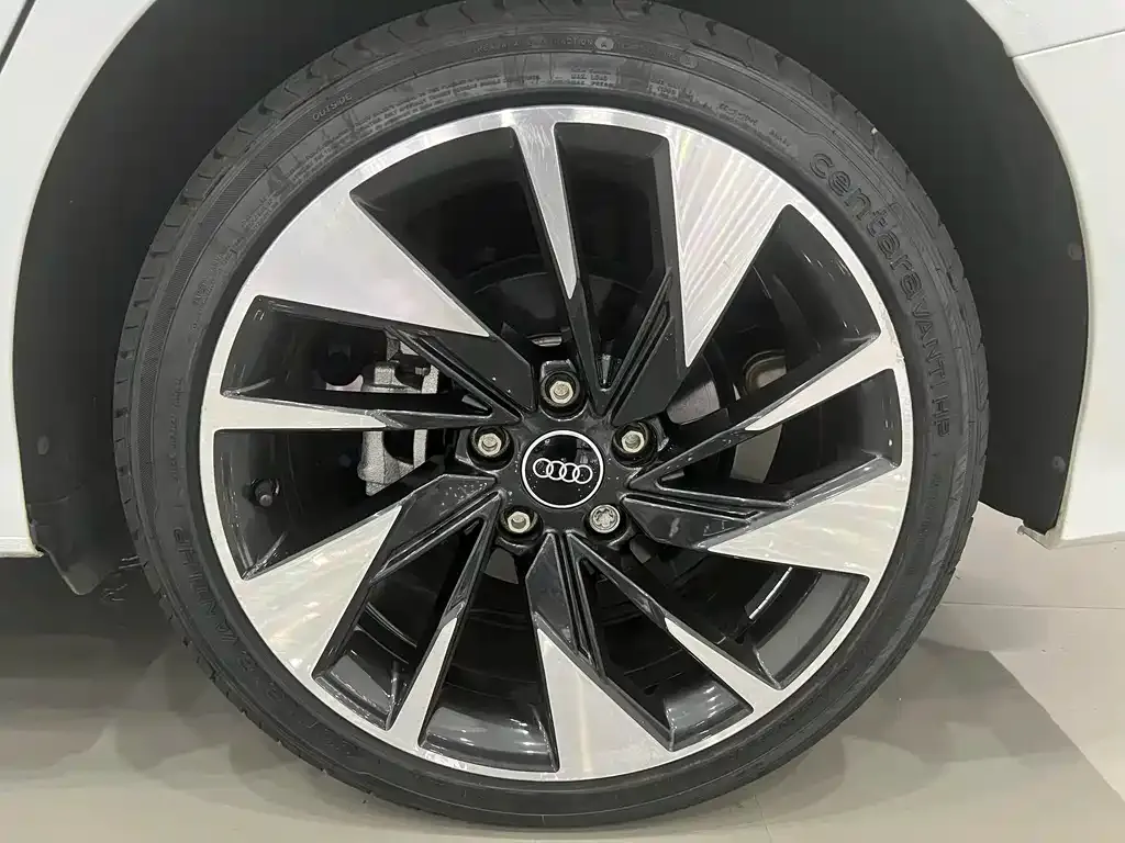 Audi A3 2022 из CN, фото 3