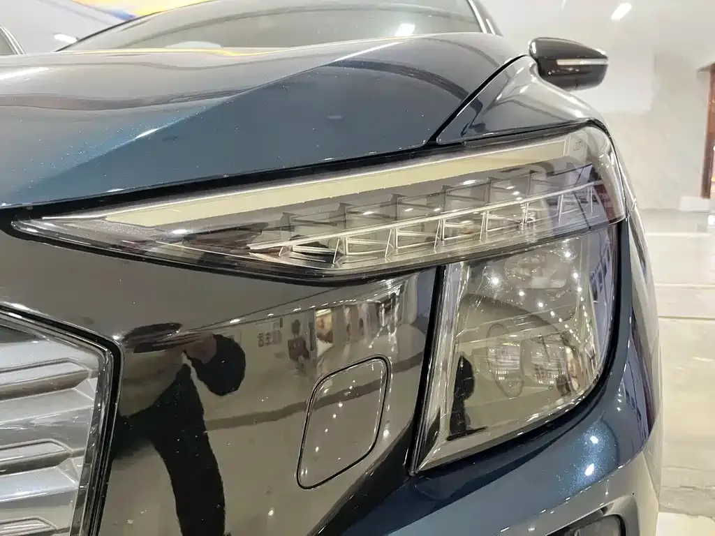 Audi Q5 e-tron 2022 из CN, фото 8