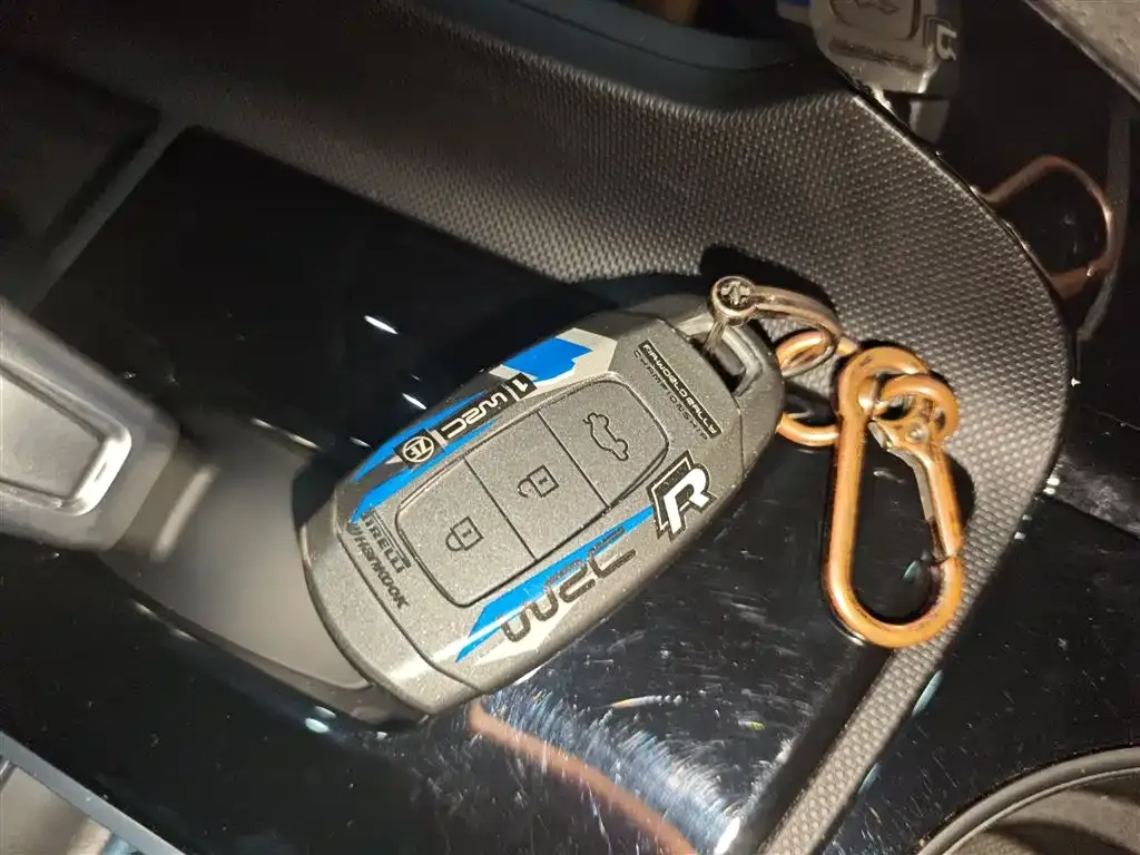 Hyundai Elantra 2023 из CN, фото 9