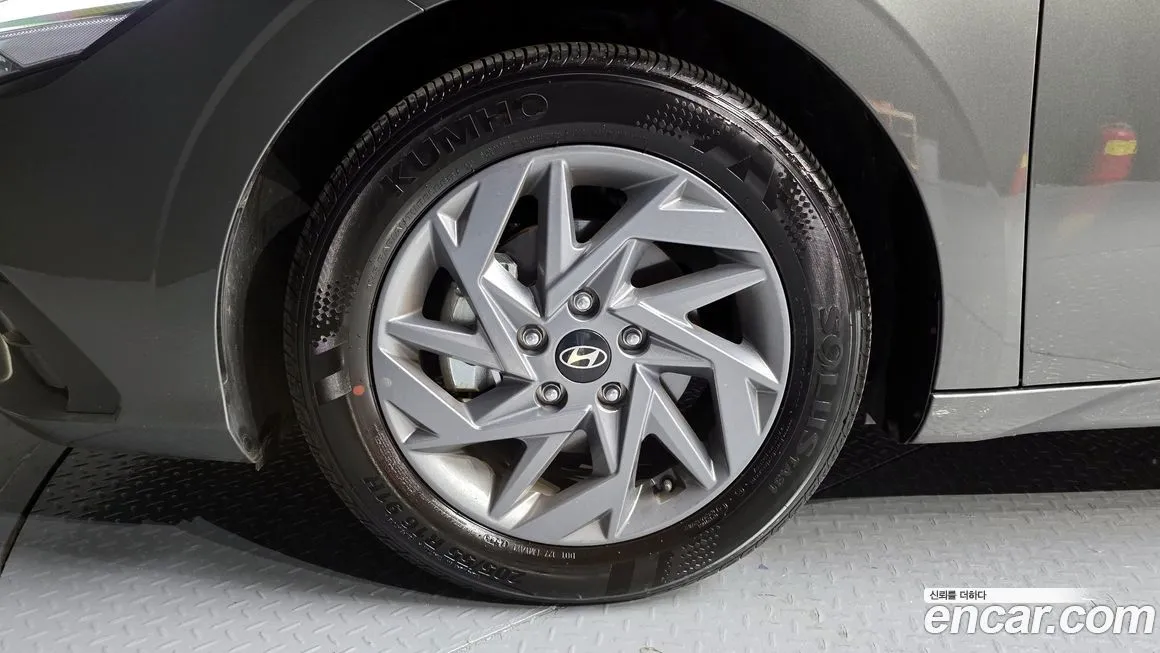 Hyundai AVANTE — фото 5