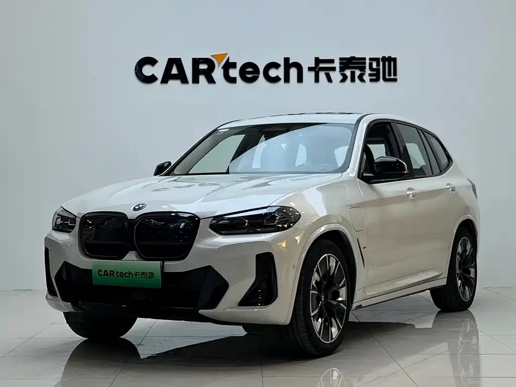 BMW iX3 2024 из CN, фото 1