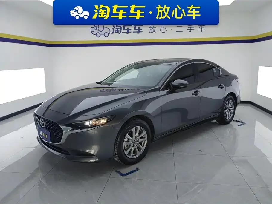 Mazda 3 Axela 2022 из CN, фото 1